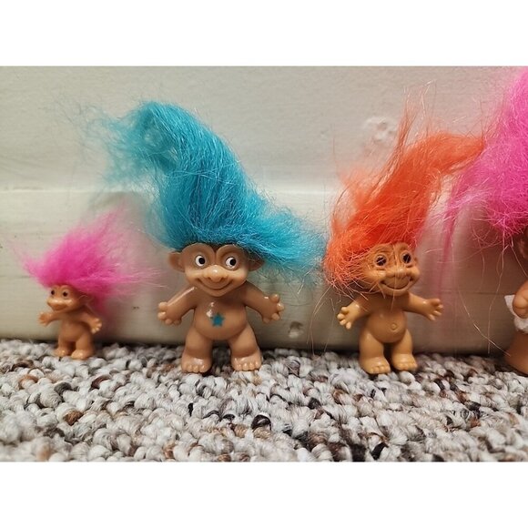Lot Of 4 Mini Trolls - Picture 3 of 5